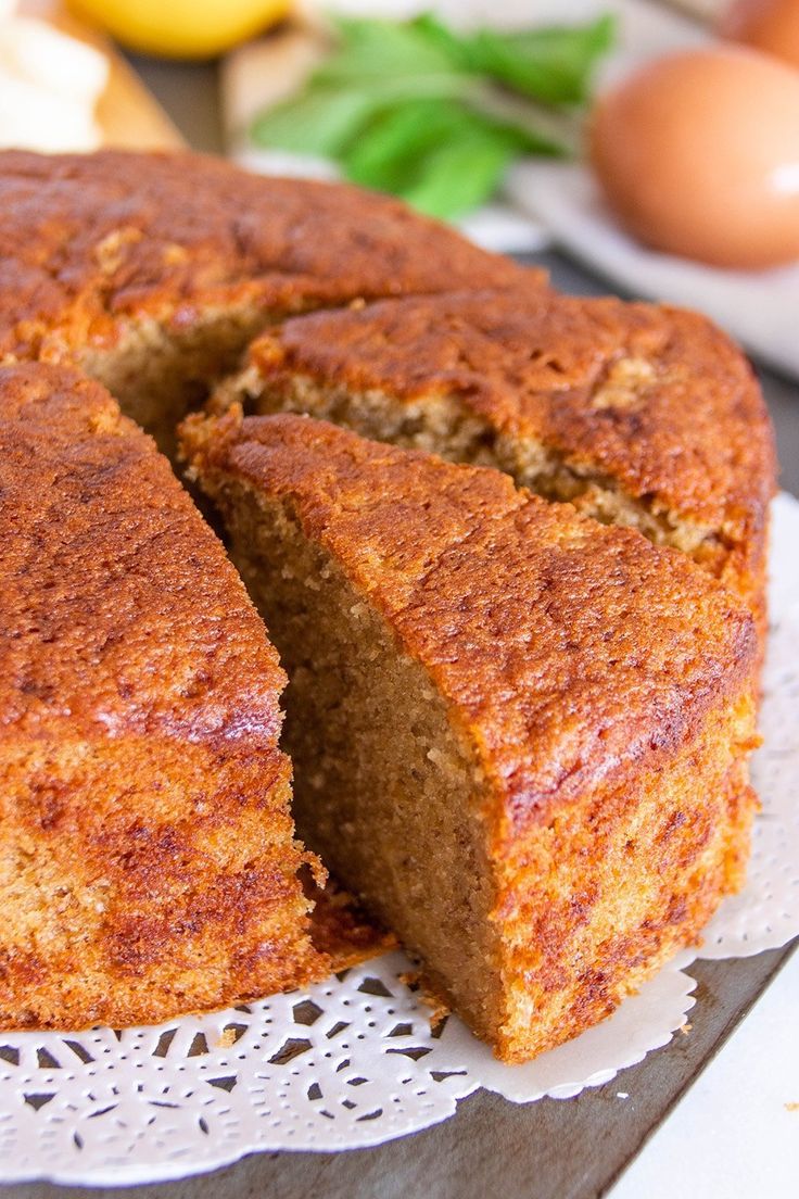 BANANA CAKE