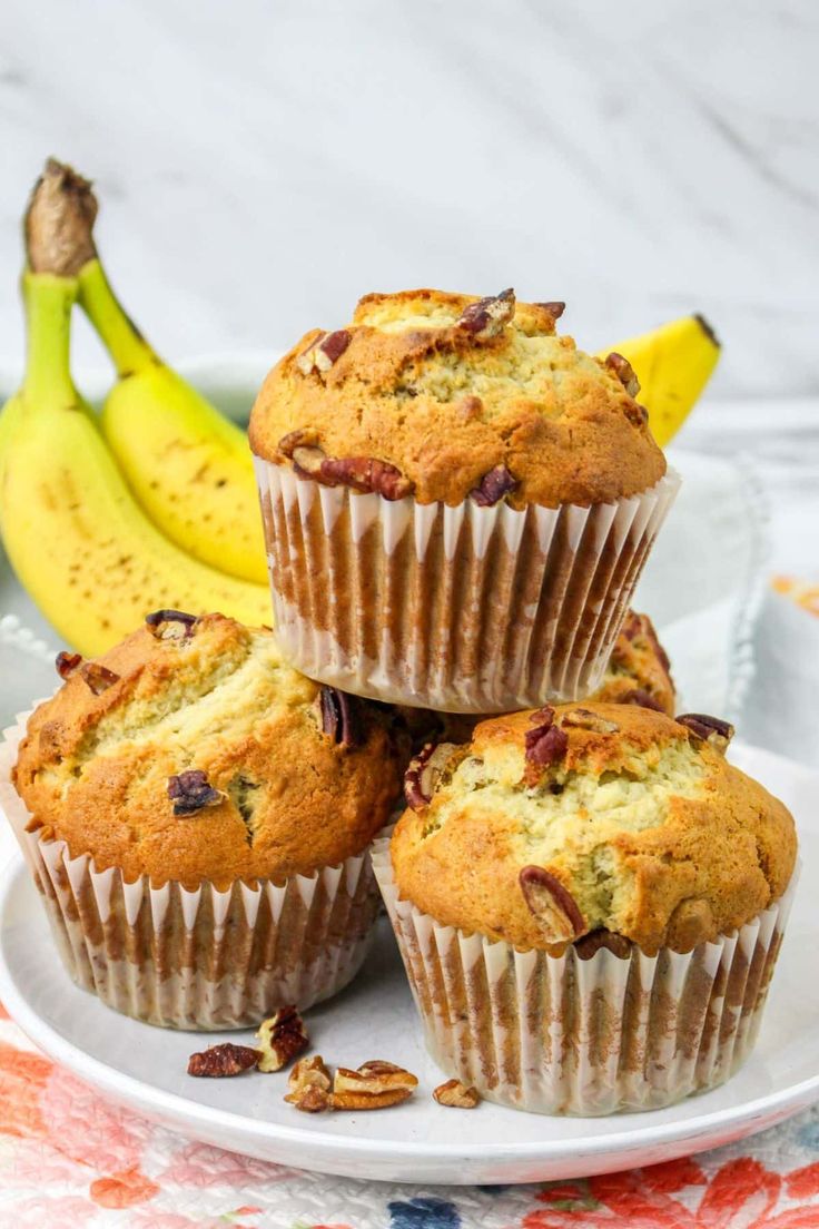 BANANA MUFFIN