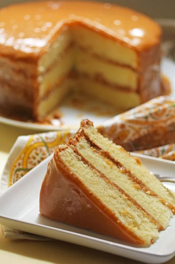 CARAMEL CAKE