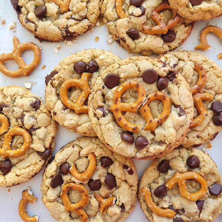 PRETZEL COOKIES